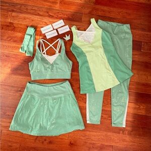 Crowned Athletics Lily Pad Princess Set Size M